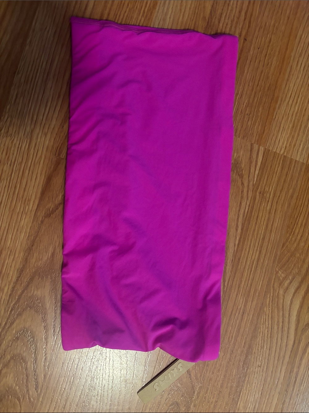 Nwt Skims Hot Pink Tube bra 4x not correct it’s a lg to xl